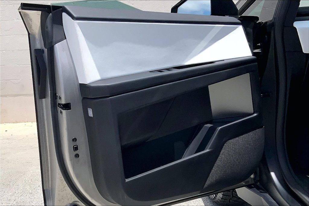 Thumbnail: 2024 Tesla Cybertruck - 25