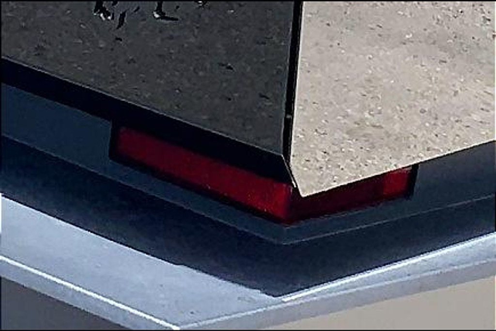 Thumbnail: 2024 Tesla Cybertruck - 30