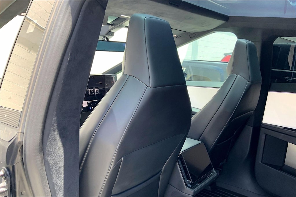 Thumbnail: 2024 Tesla Cybertruck - 11