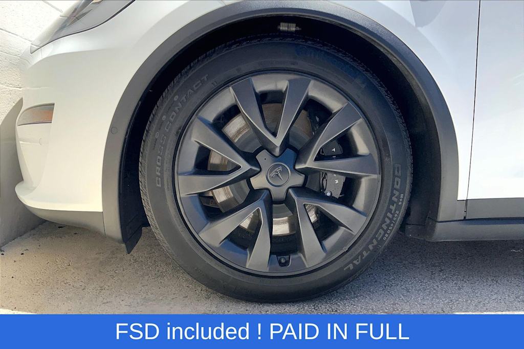 Thumbnail: 2022 Tesla Model X - 8