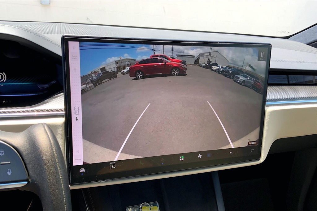 Thumbnail: 2022 Tesla Model X - 15