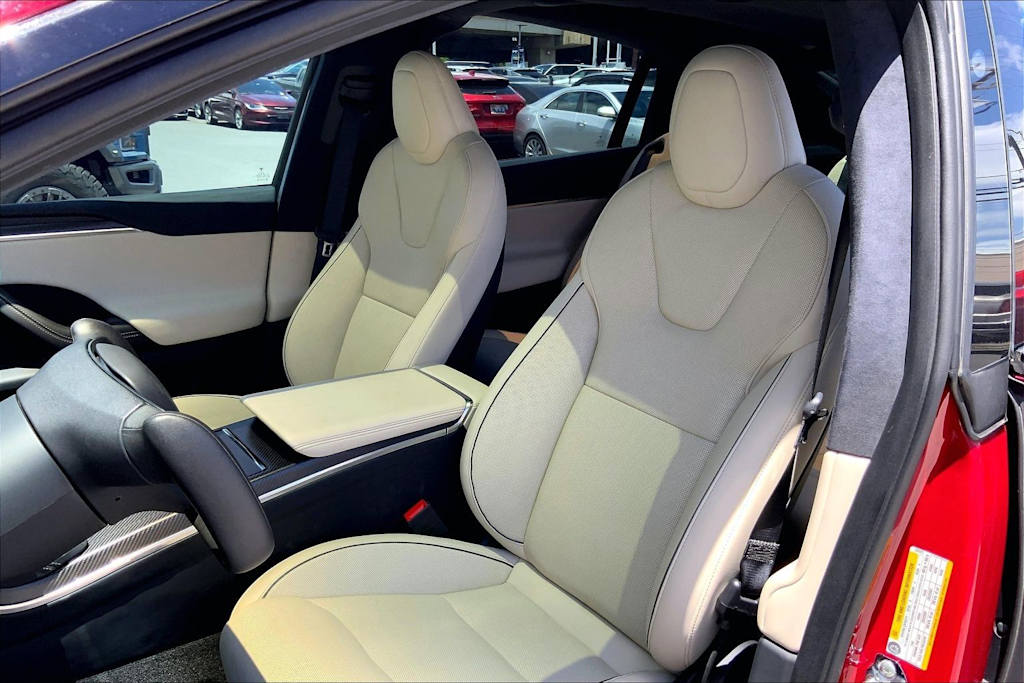 Thumbnail: 2022 Tesla Model X - 10