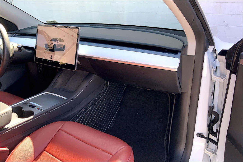 Thumbnail: 2025 Tesla Model Y - 23