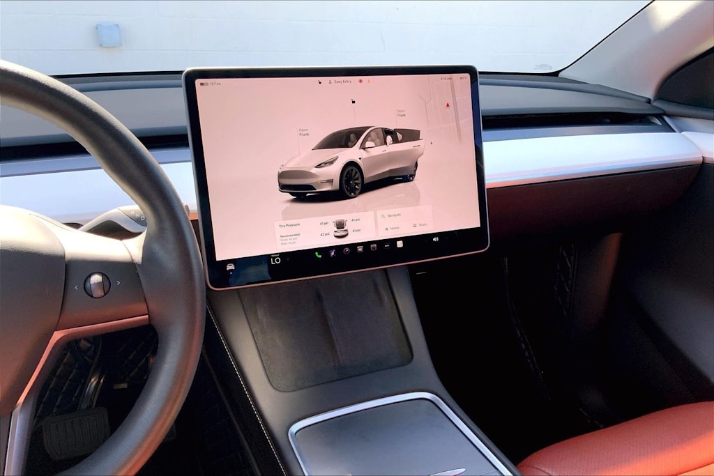 Thumbnail: 2025 Tesla Model Y - 18