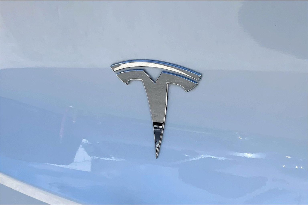 Thumbnail: 2025 Tesla Model Y - 7