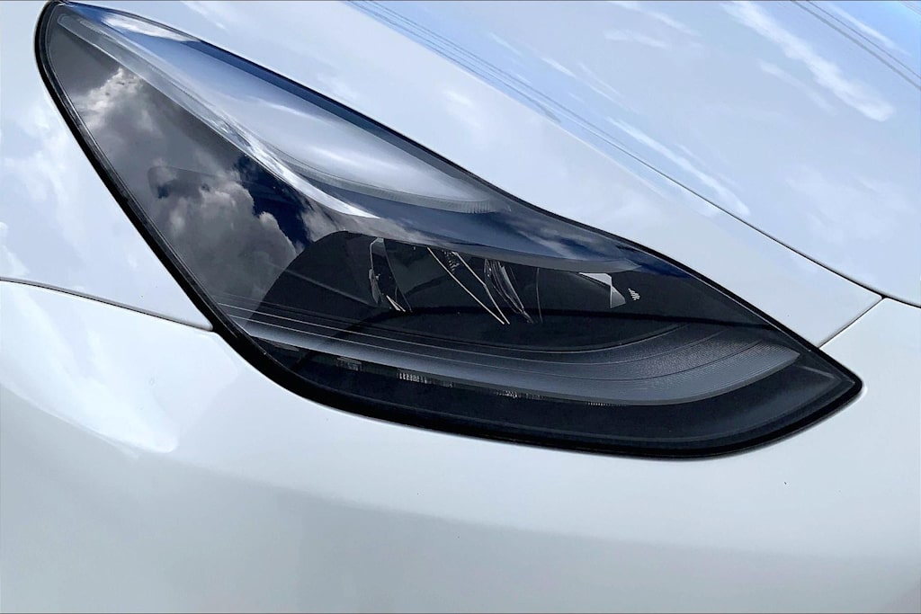 Thumbnail: 2023 Tesla Model Y - 31
