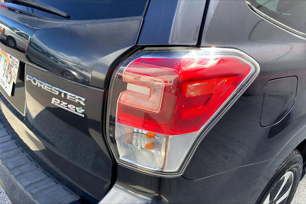 Thumbnail: 2017 Subaru Forester - 31