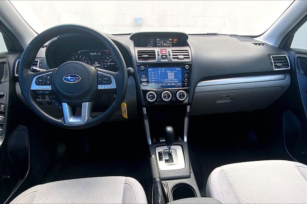 Thumbnail: 2017 Subaru Forester - 10