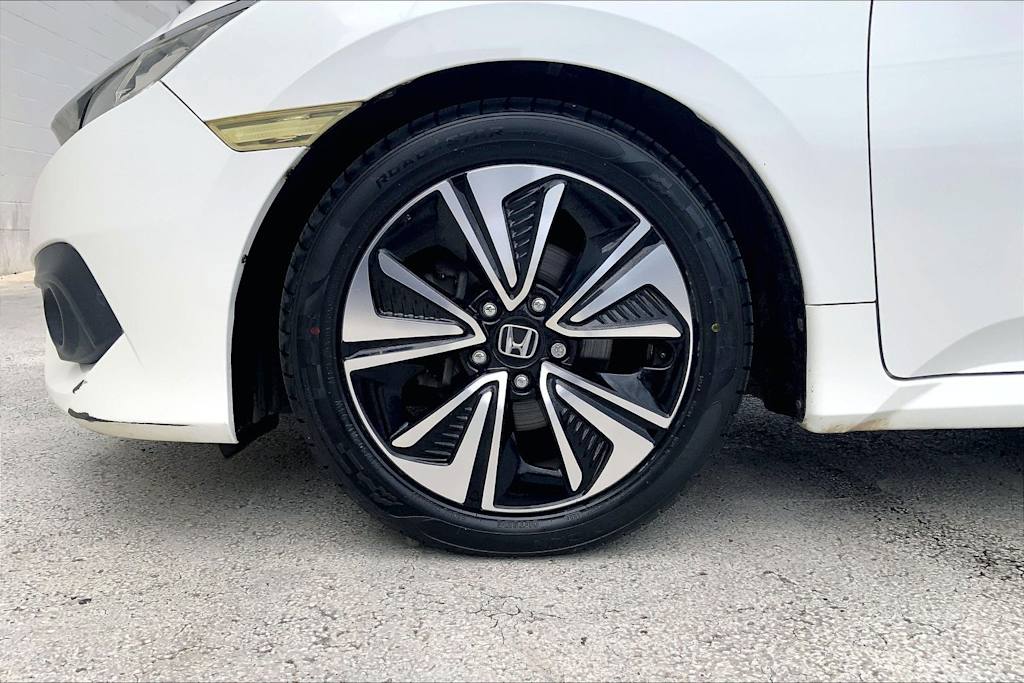 Thumbnail: 2018 Honda Civic - 8