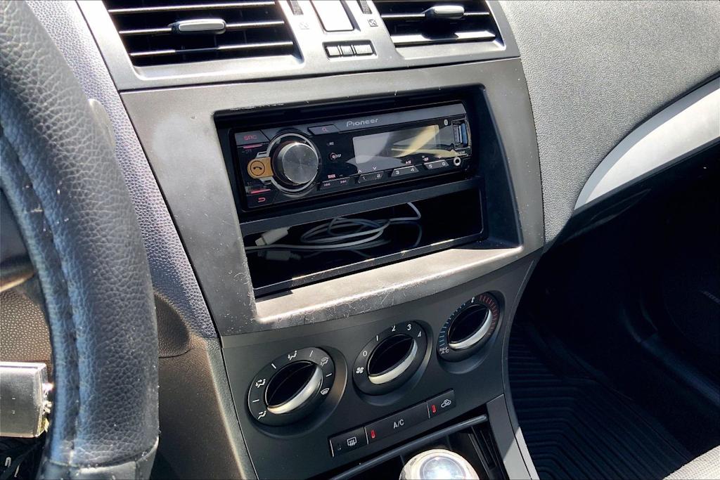 Thumbnail: 2012 Mazda Mazda3 - 21