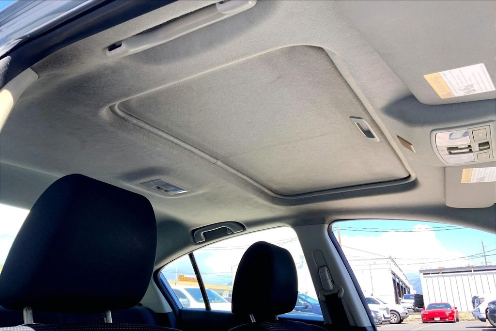 Thumbnail: 2012 Mazda Mazda3 - 28