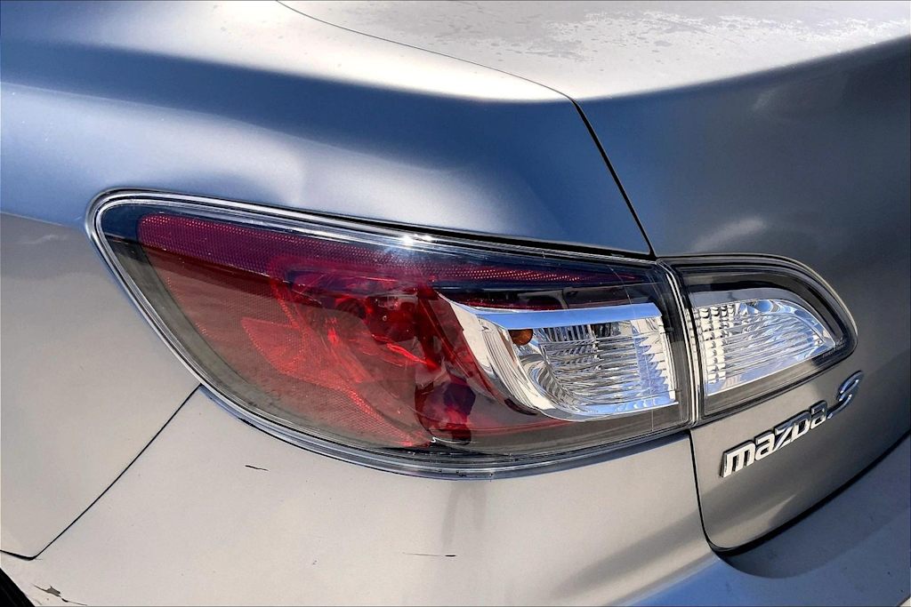 Thumbnail: 2012 Mazda Mazda3 - 30