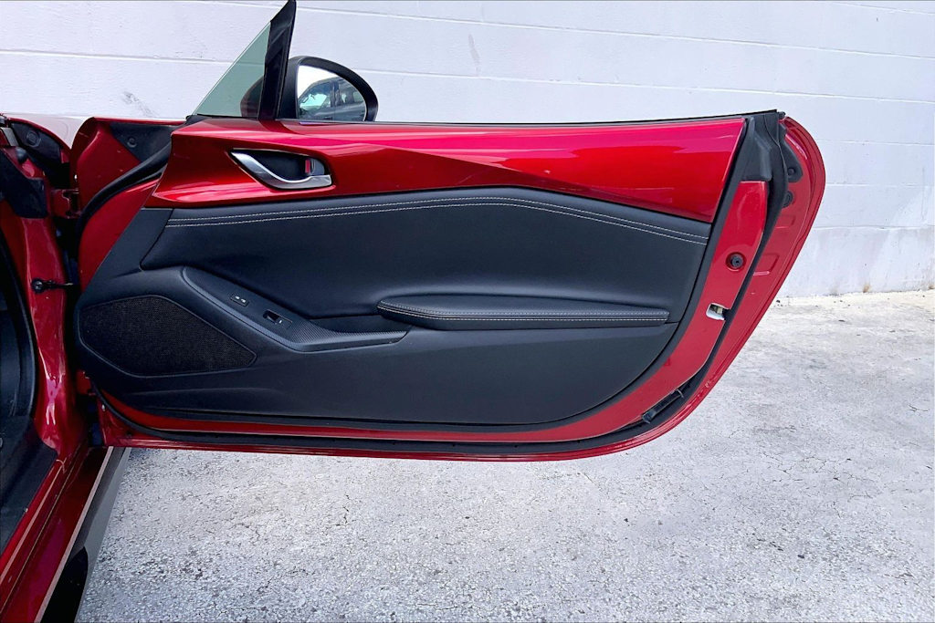 Thumbnail: 2023 Mazda MX-5 Miata - 27