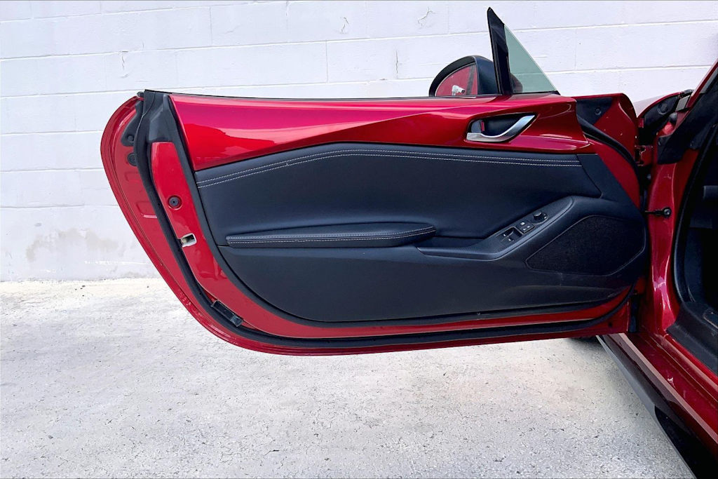 Thumbnail: 2023 Mazda MX-5 Miata - 26