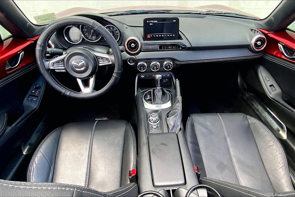 Thumbnail: 2023 Mazda MX-5 Miata - 9