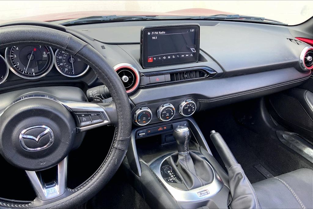 Thumbnail: 2023 Mazda MX-5 Miata - 13