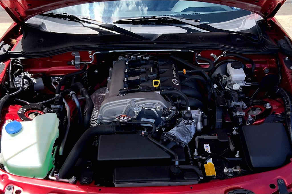 Thumbnail: 2023 Mazda MX-5 Miata - 8