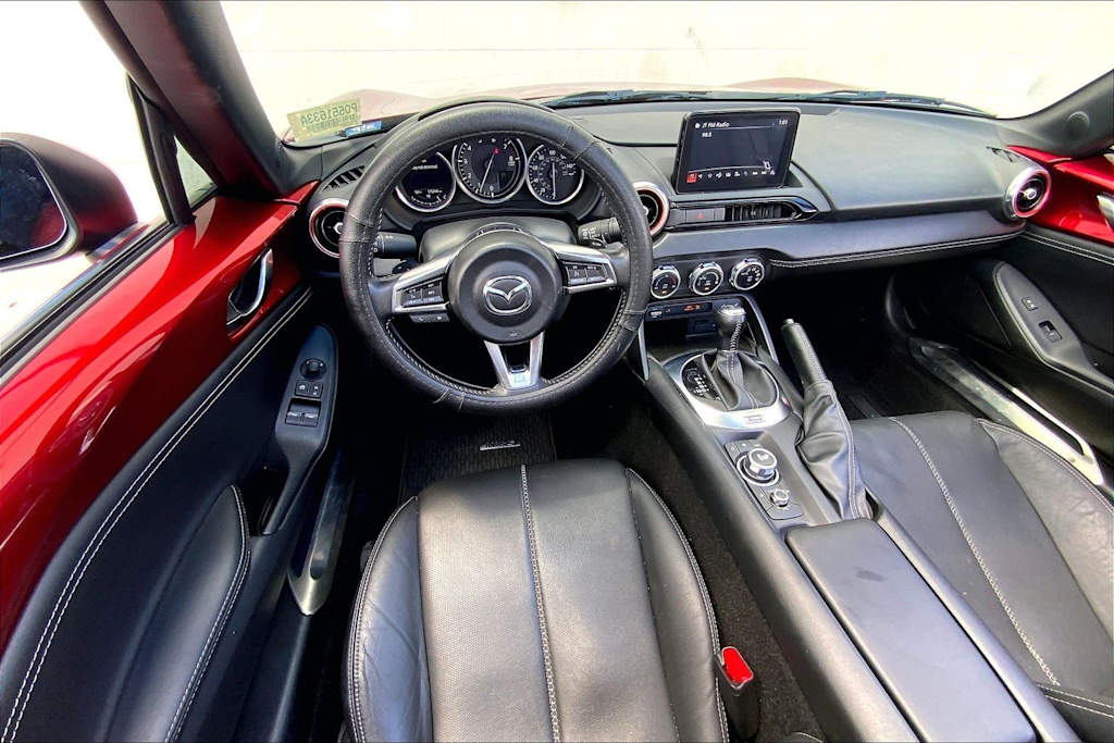 Thumbnail: 2023 Mazda MX-5 Miata - 12