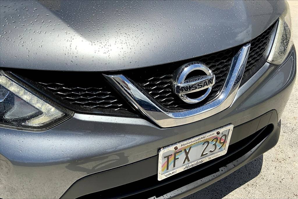 Thumbnail: 2017 Nissan Rogue Sport - 33