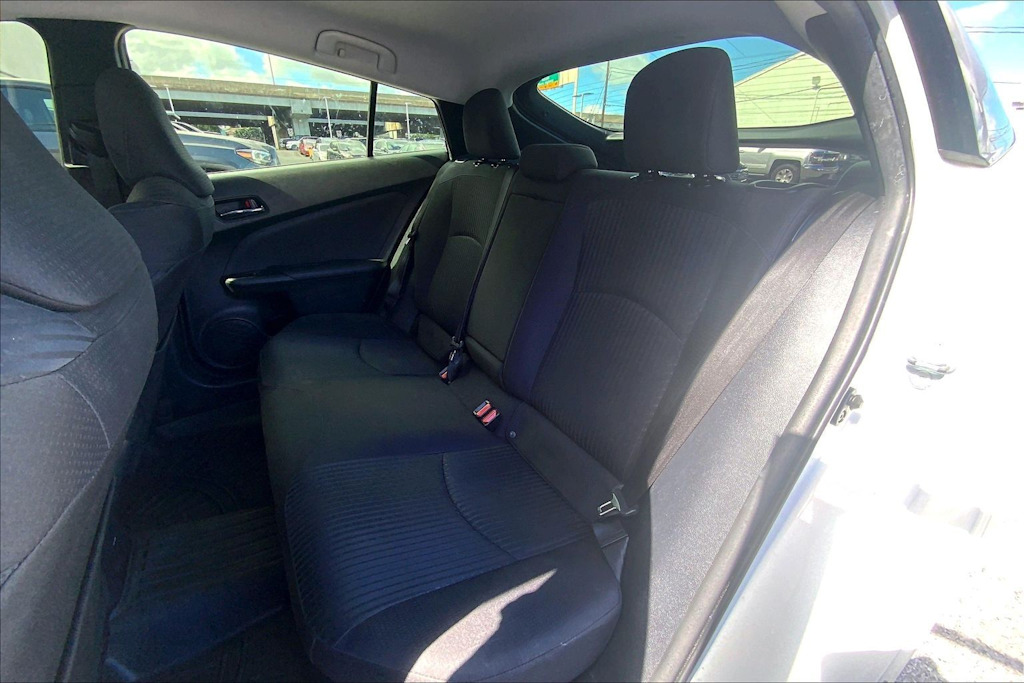 Thumbnail: 2016 Toyota Prius - 29