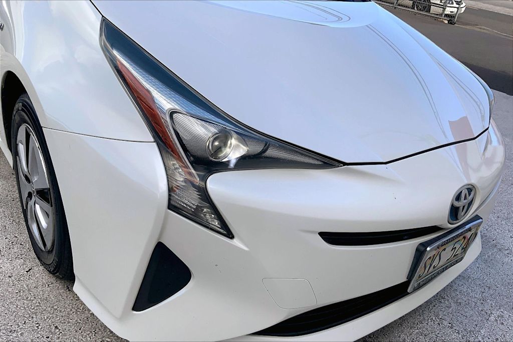 Thumbnail: 2016 Toyota Prius - 31