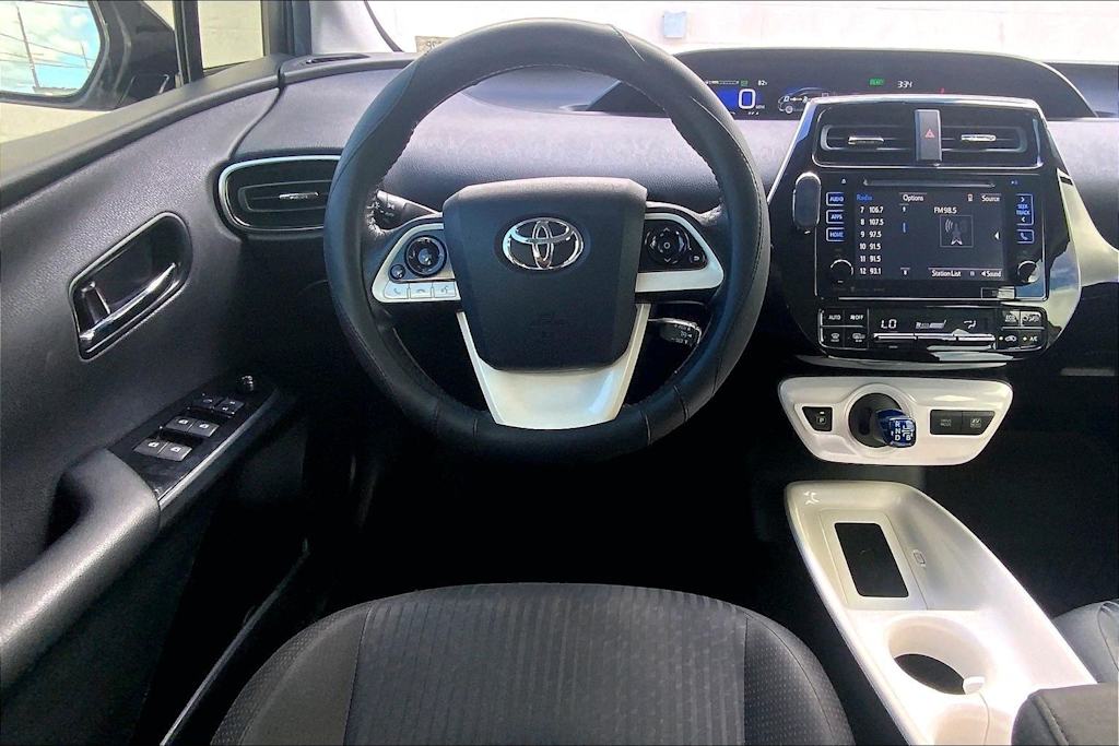 Thumbnail: 2016 Toyota Prius - 14