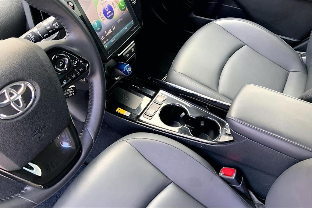 Thumbnail: 2019 Toyota Prius - 17