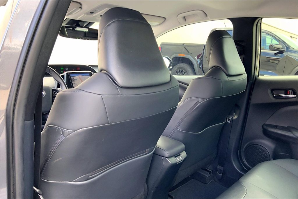 Thumbnail: 2019 Toyota Prius - 13