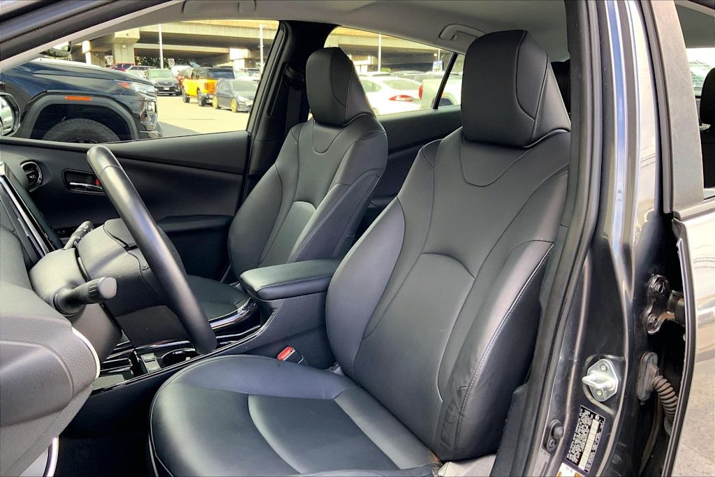 Thumbnail: 2019 Toyota Prius - 11