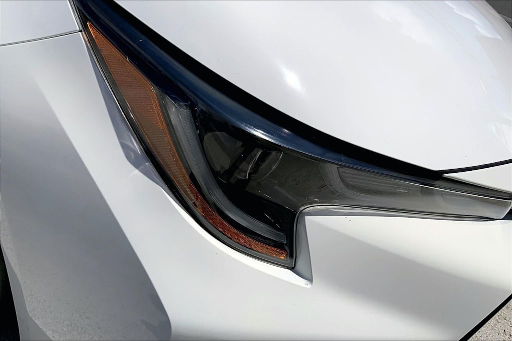 Thumbnail: 2022 Toyota Corolla - 32