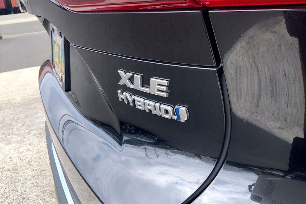 Thumbnail: 2021 Toyota Venza - 7