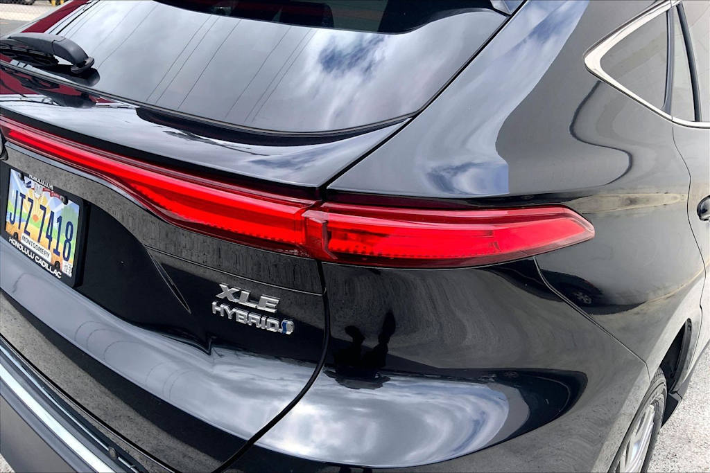 Thumbnail: 2021 Toyota Venza - 32