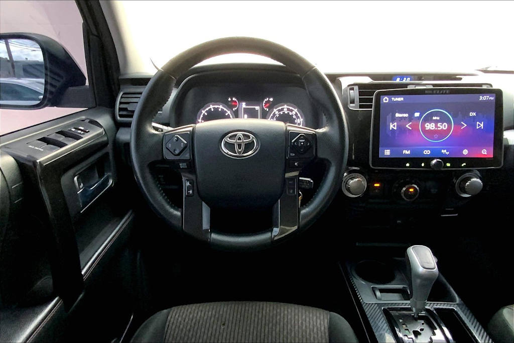 Thumbnail: 2020 Toyota 4Runner - 12