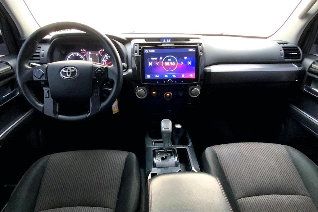 Thumbnail: 2020 Toyota 4Runner - 8