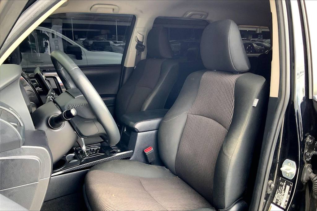 Thumbnail: 2020 Toyota 4Runner - 9
