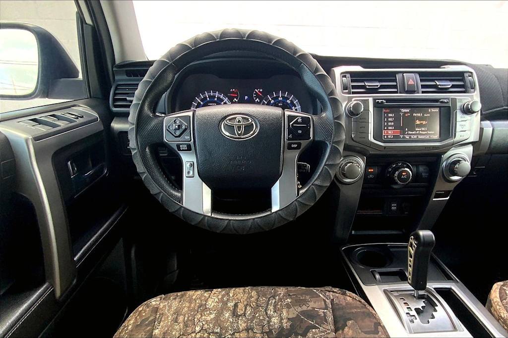 Thumbnail: 2016 Toyota 4Runner - 14