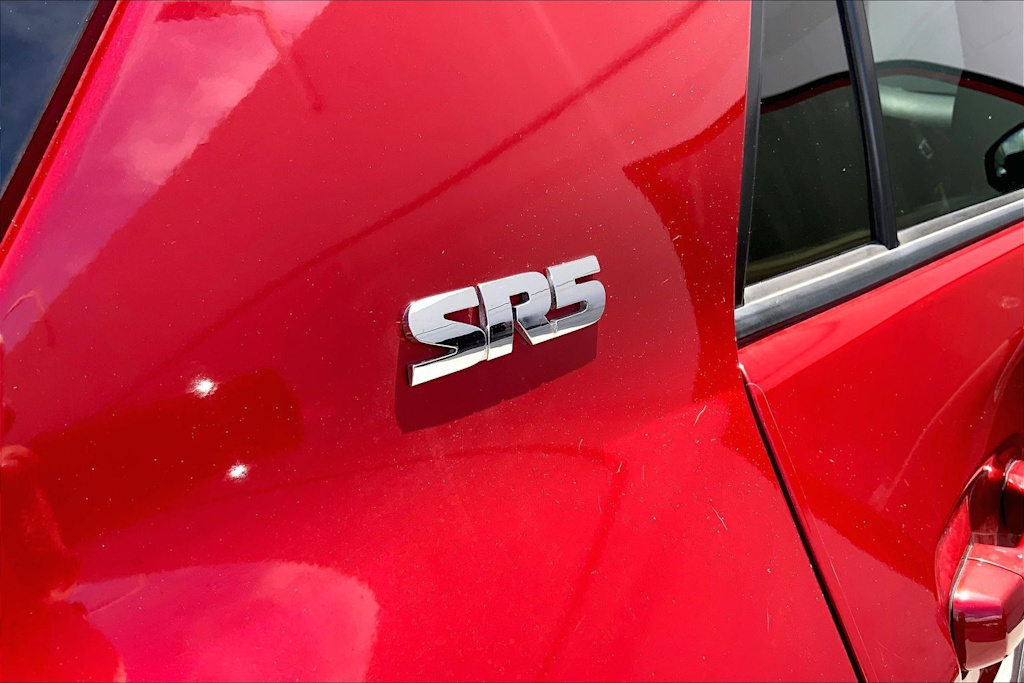 Thumbnail: 2014 Toyota 4Runner - 7