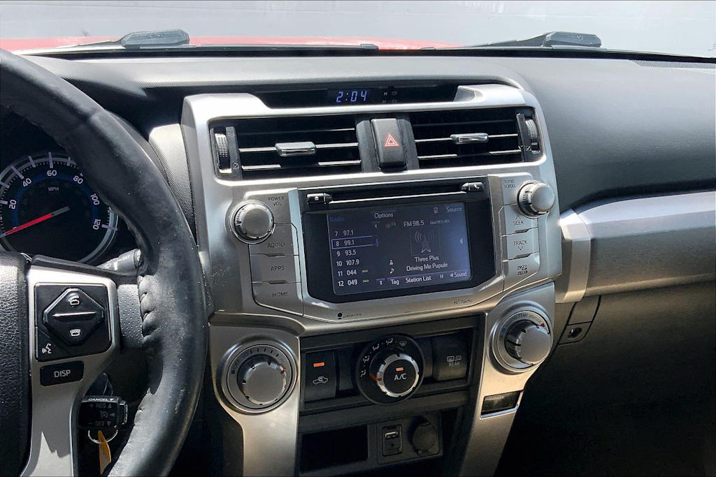 Thumbnail: 2014 Toyota 4Runner - 16
