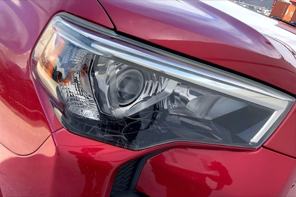 Thumbnail: 2014 Toyota 4Runner - 31