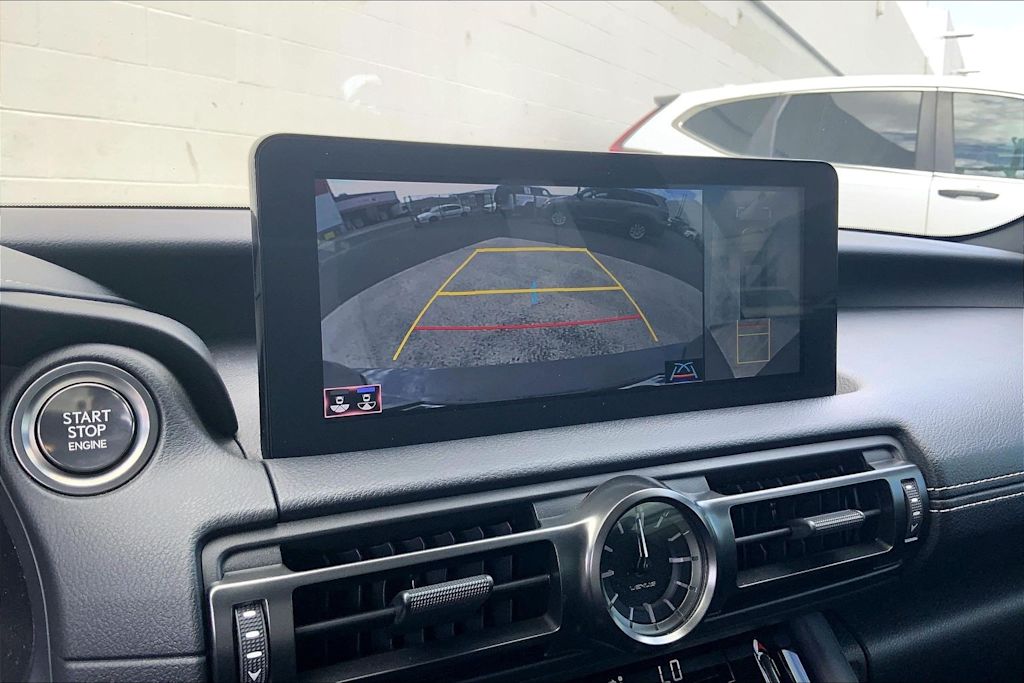 Thumbnail: 2024 Lexus ES - 16