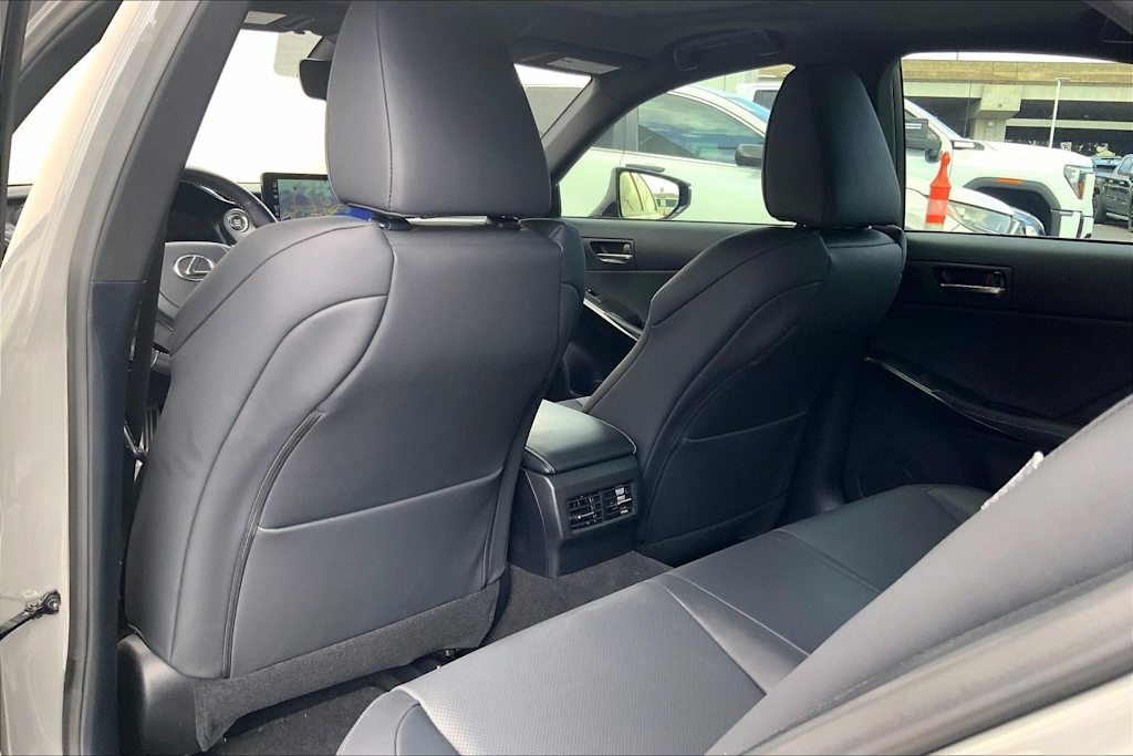 Thumbnail: 2024 Lexus ES - 13