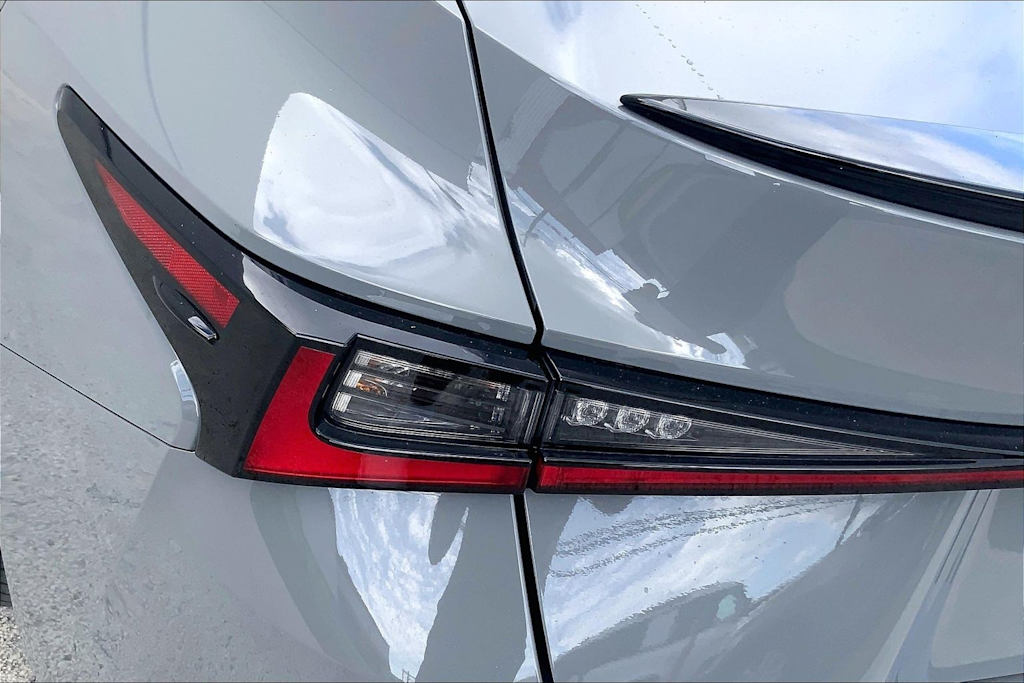 Thumbnail: 2024 Lexus ES - 32