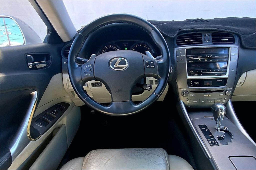 Thumbnail: 2010 Lexus IS - 13
