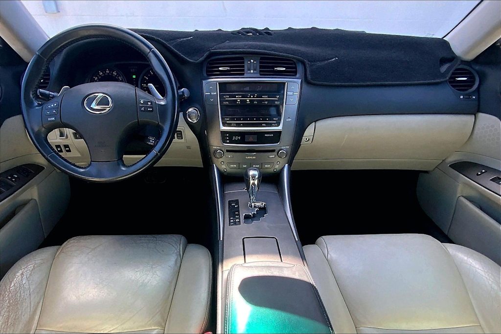 Thumbnail: 2010 Lexus IS - 9