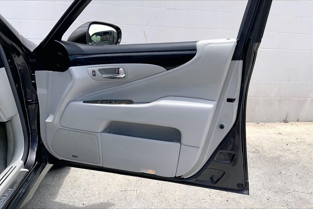Thumbnail: 2007 Lexus LS - 29