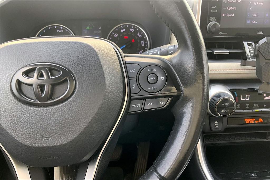 Thumbnail: 2021 Toyota RAV4 - 27