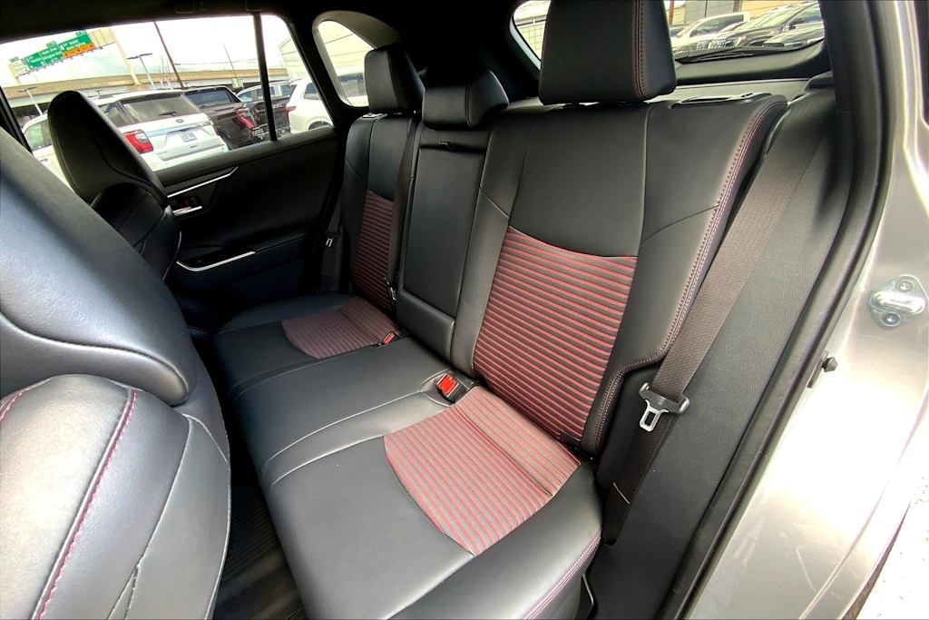 Thumbnail: 2022 Toyota RAV4 - 29