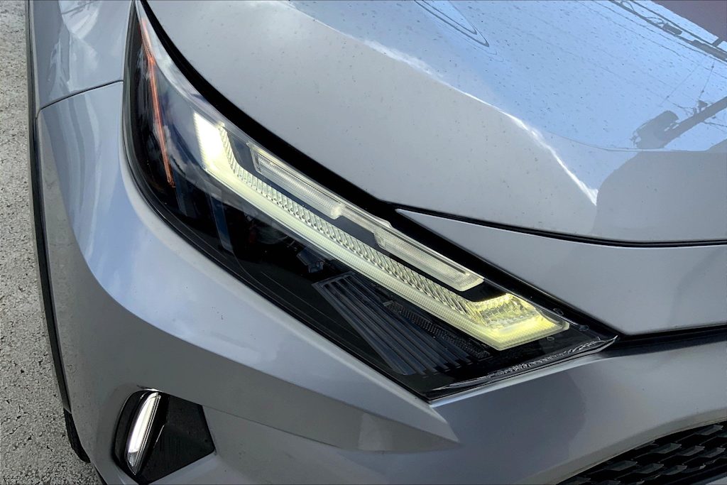 Thumbnail: 2022 Toyota RAV4 - 31