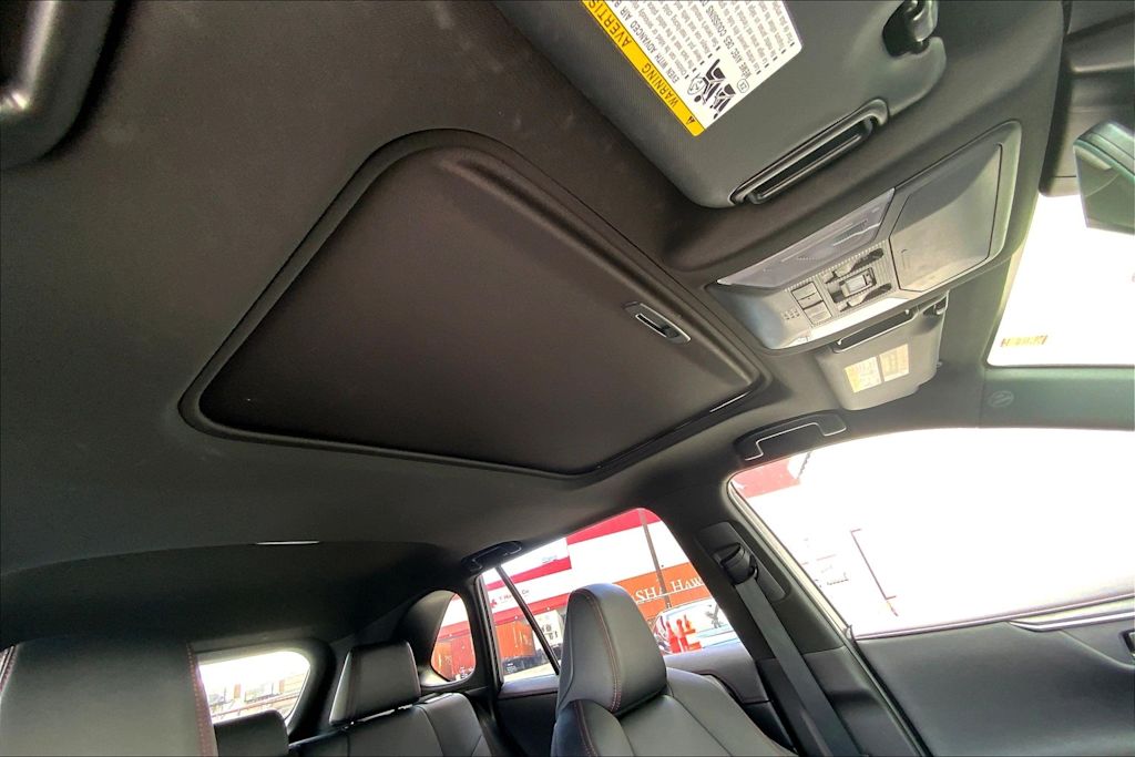 Thumbnail: 2022 Toyota RAV4 - 30