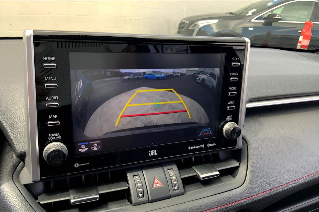 Thumbnail: 2022 Toyota RAV4 - 16